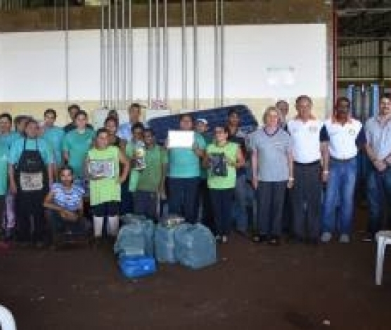 Imagem retirada de http://sertaozinho.sp.gov.br/conteudo/corserta-e-beneficiada-com-doacao-do-rotary-club-de-sertaozinho-aparecida.html#.XJIz5aCnfcc